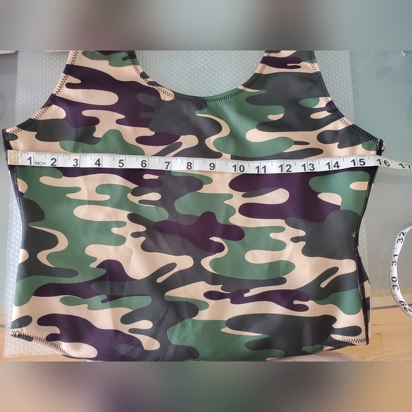 Kendall and Kyli bathing suit. - Picture 9 of 11